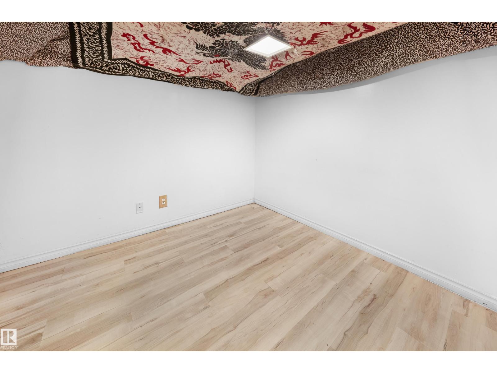 11038 84 Av Nw, Edmonton, Alberta  T6G 0V7 - Photo 18 - E4464072