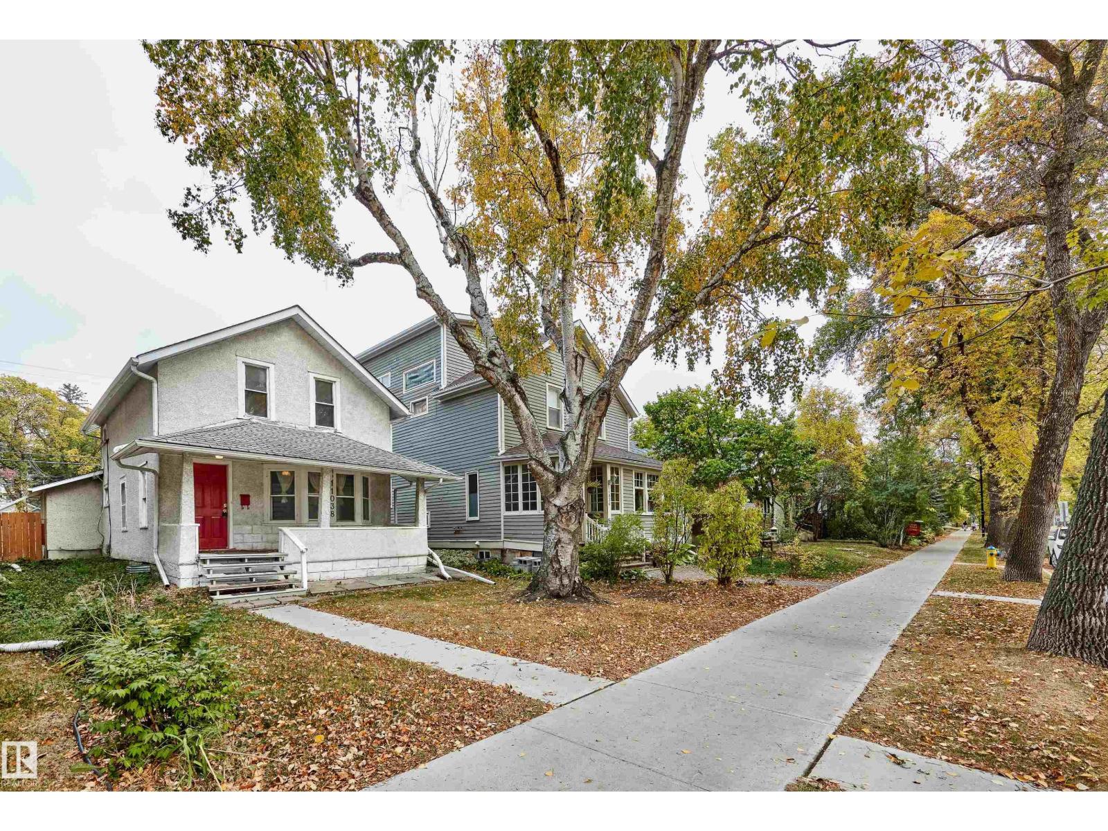 11038 84 Av Nw, Edmonton, Alberta  T6G 0V7 - Photo 2 - E4464072