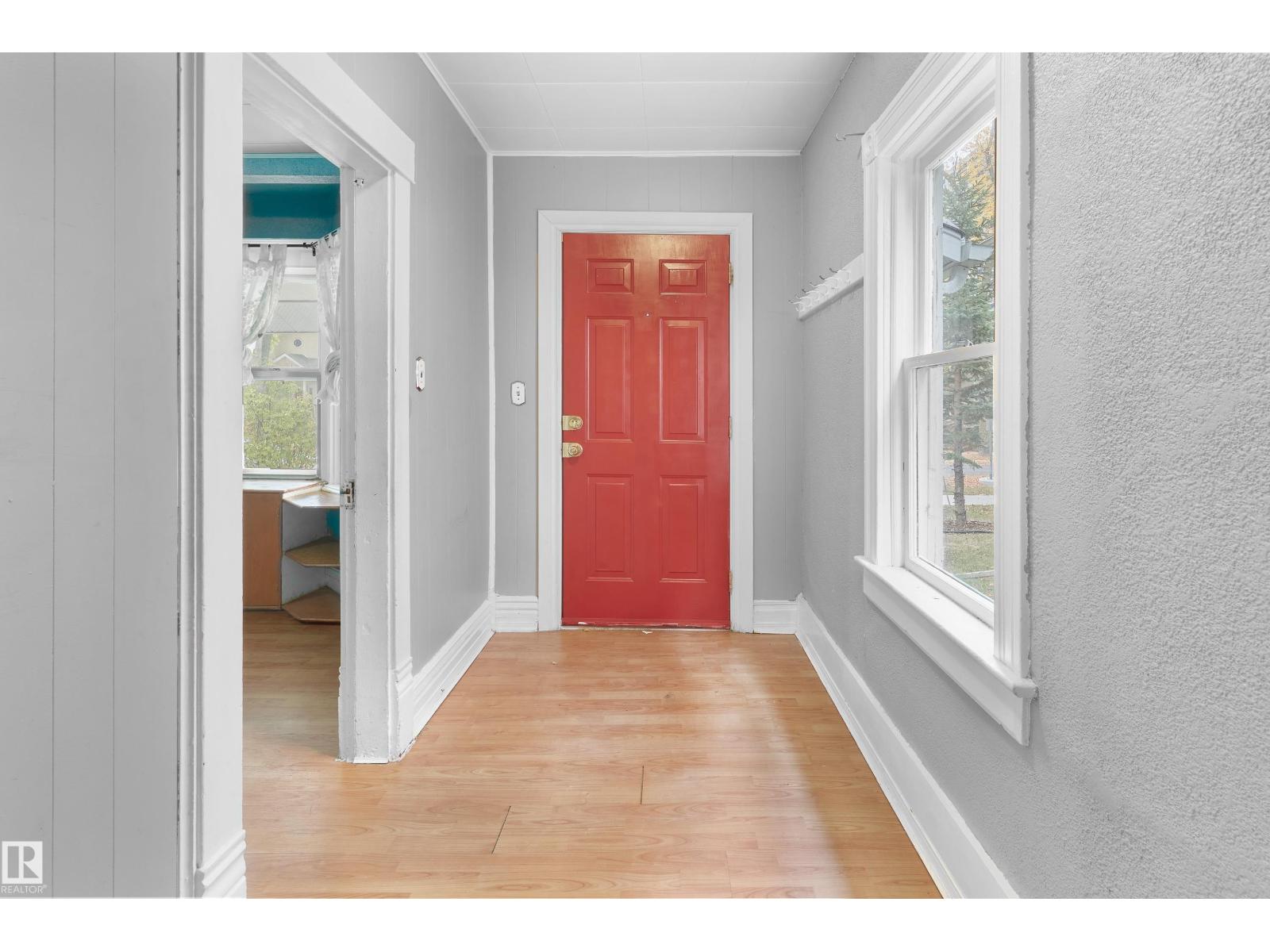 11038 84 Av Nw, Edmonton, Alberta  T6G 0V7 - Photo 3 - E4464072