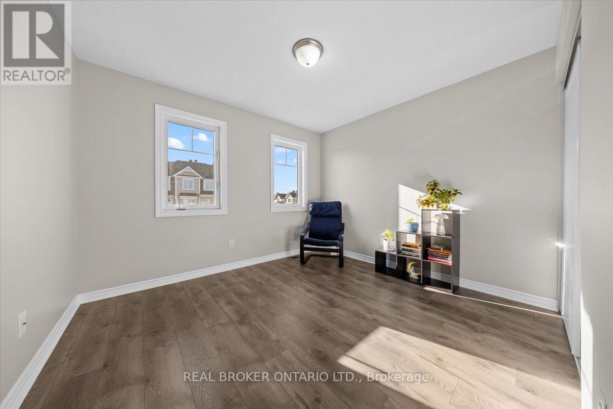 504 Broadleaf Street, Ottawa, Ontario  K4A 3W5 - Photo 13 - X12492998