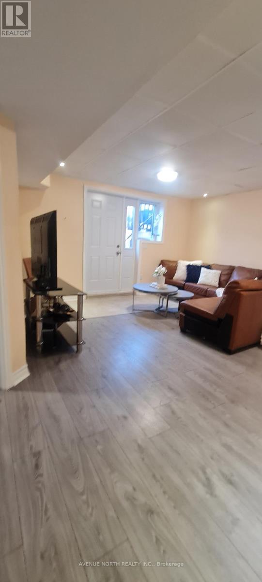 B - 339 Sugar Pine Crescent, Ottawa, Ontario  K2M 0H6 - Photo 3 - X12493000