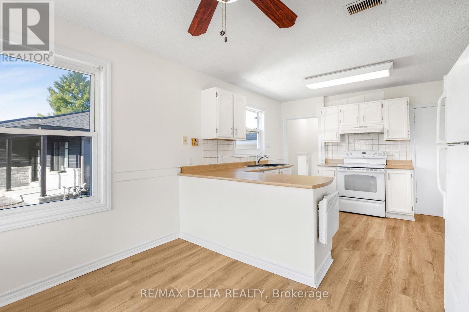 870 Chapman Street, Clarence-Rockland, Ontario  K4K 1E6 - Photo 11 - X12493006