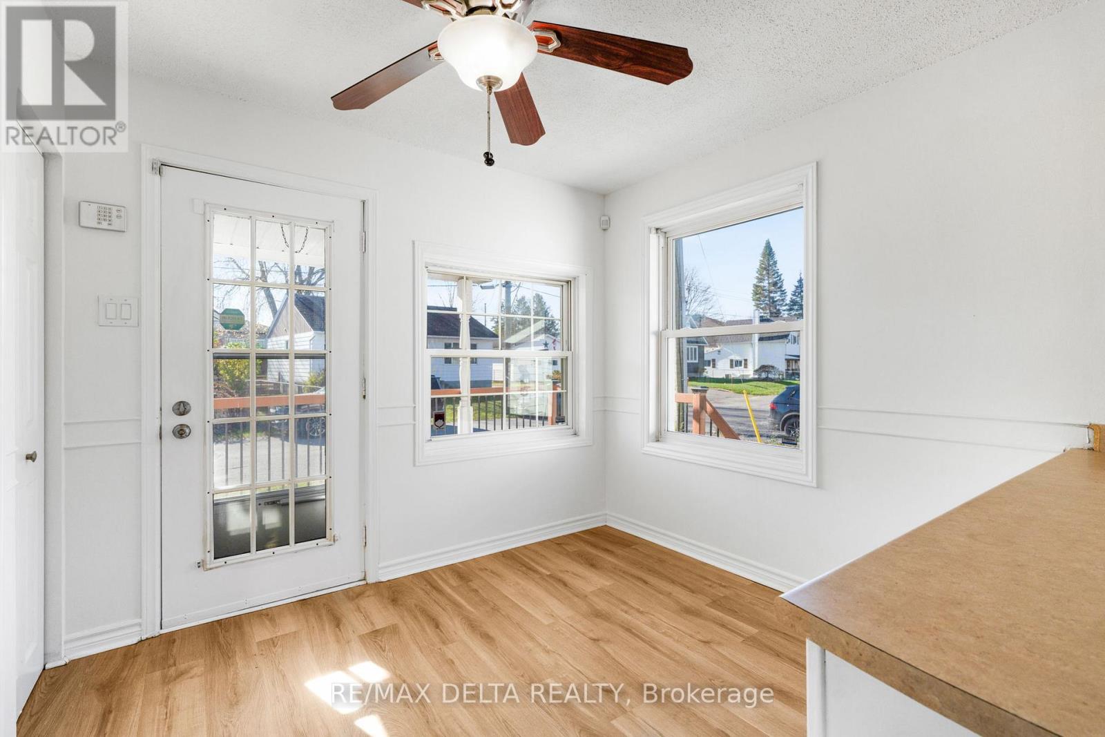 870 Chapman Street, Clarence-Rockland, Ontario  K4K 1E6 - Photo 8 - X12493006