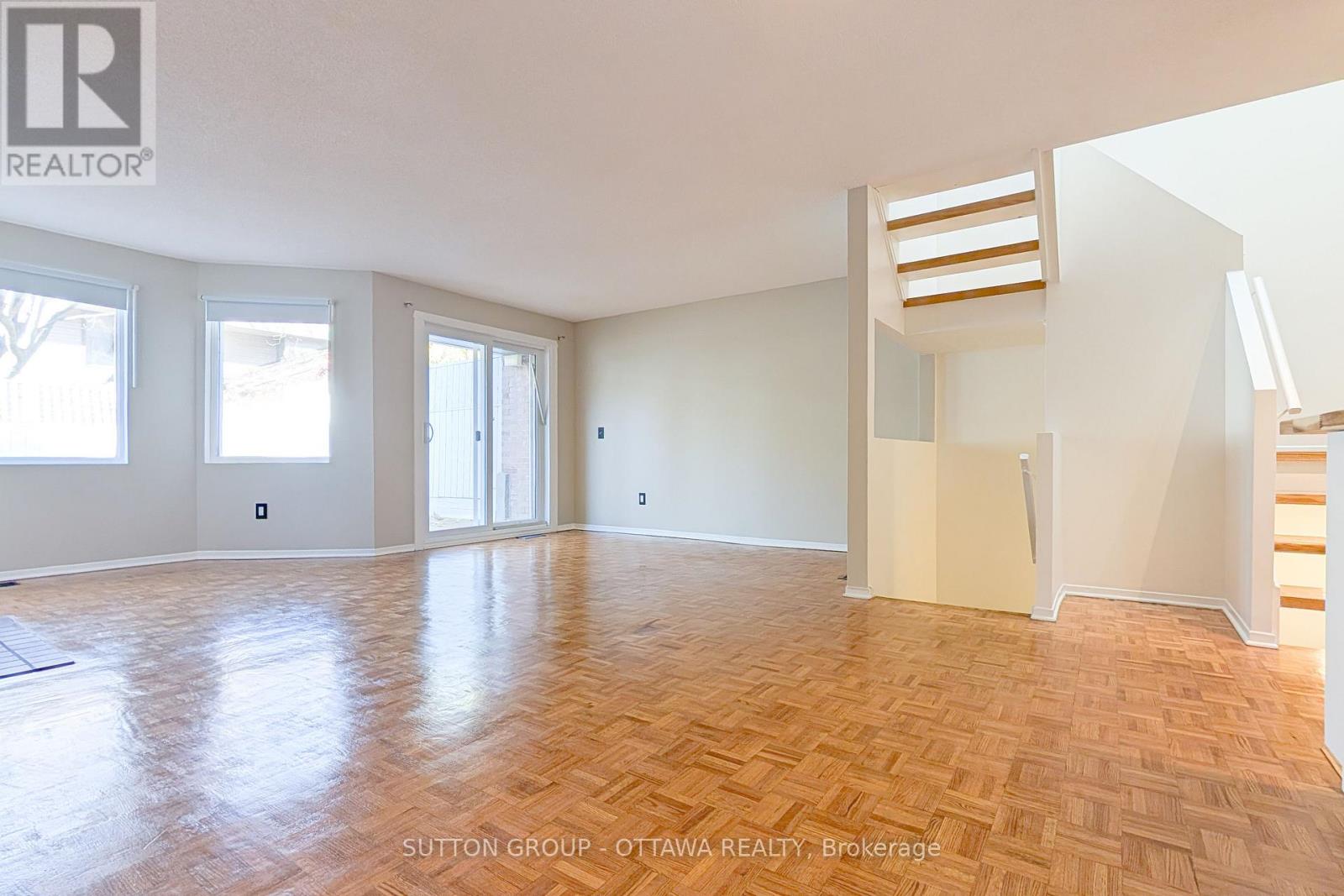 267 Bruyere Street, Ottawa, Ontario  K1N 5E5 - Photo 12 - X12493010