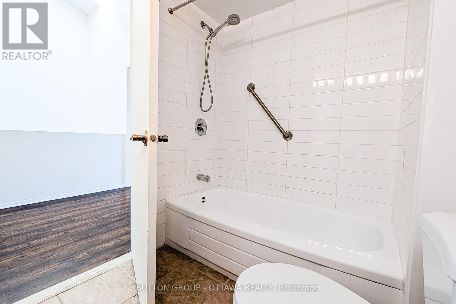 267 Bruyere Street, Ottawa, Ontario  K1N 5E5 - Photo 18 - X12493010