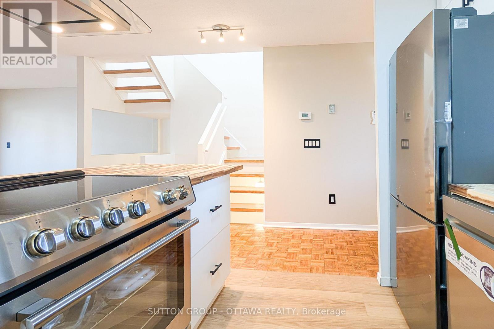 267 Bruyere Street, Ottawa, Ontario  K1N 5E5 - Photo 6 - X12493010