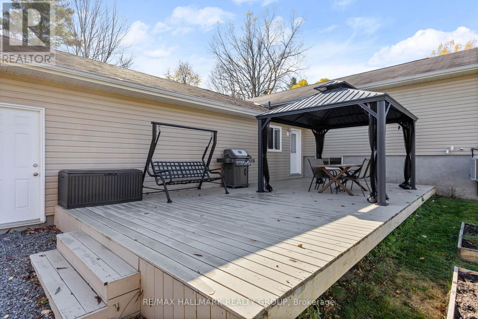 2605 Pierrette Drive, Ottawa, Ontario  K4C 1B6 - Photo 34 - X12493056