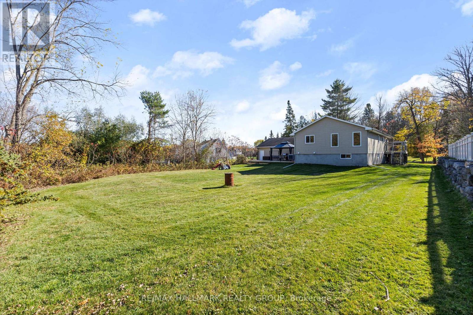 2605 Pierrette Drive, Ottawa, Ontario  K4C 1B6 - Photo 37 - X12493056