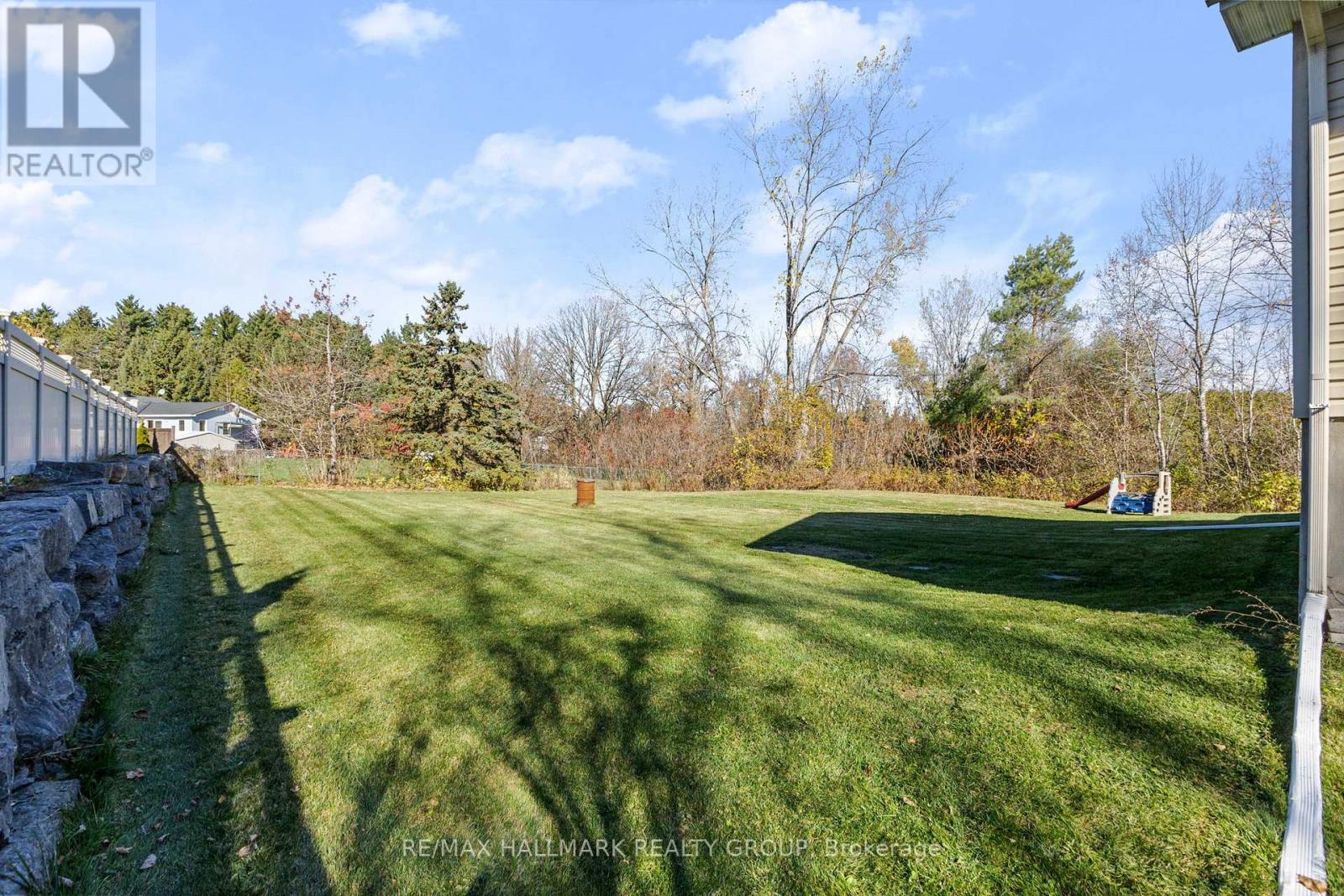 2605 Pierrette Drive, Ottawa, Ontario  K4C 1B6 - Photo 38 - X12493056