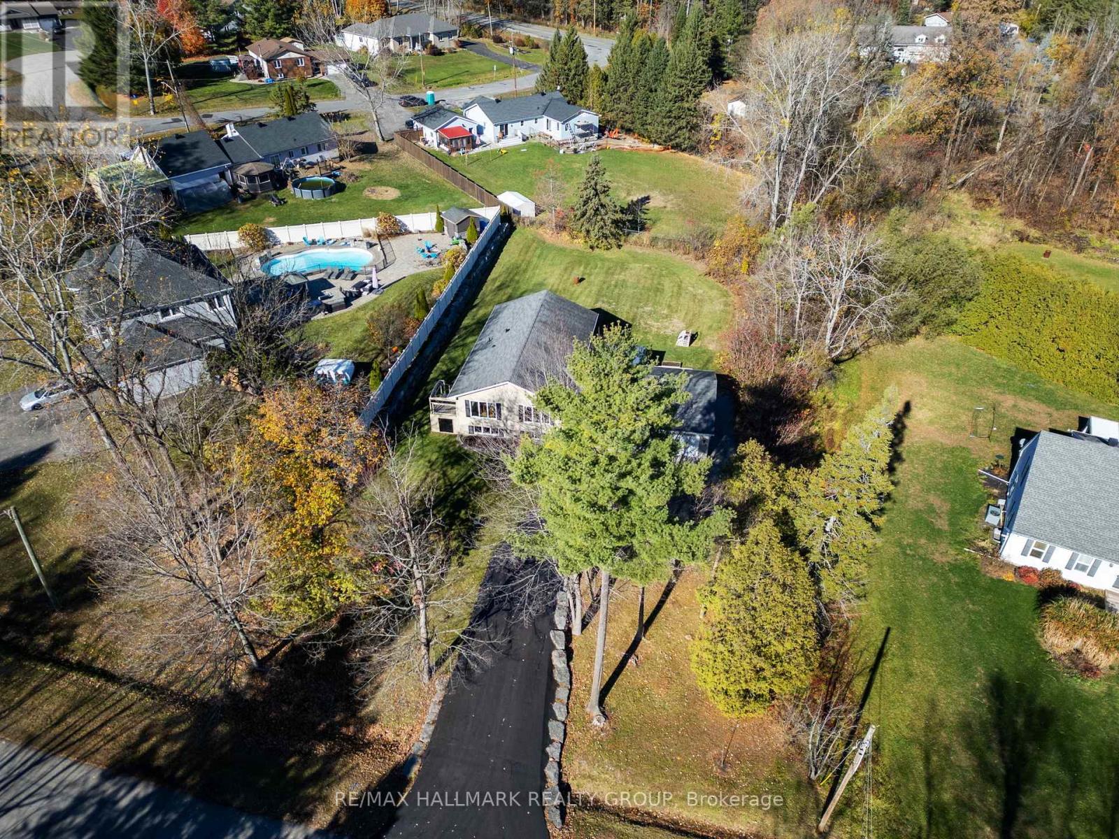 2605 Pierrette Drive, Ottawa, Ontario  K4C 1B6 - Photo 43 - X12493056