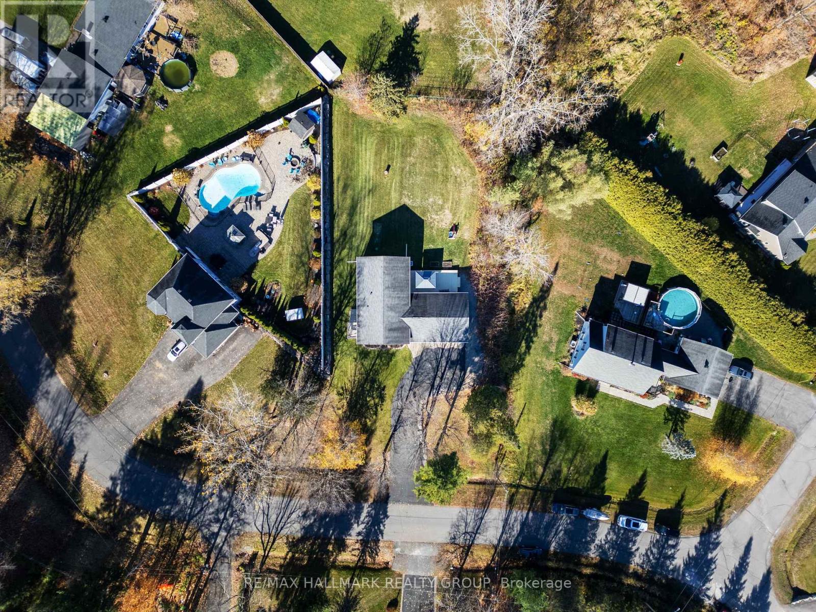 2605 Pierrette Drive, Ottawa, Ontario  K4C 1B6 - Photo 45 - X12493056