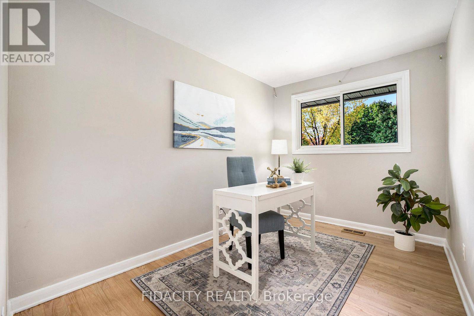 42 Stinson Avenue, Ottawa, Ontario  K2H 6N4 - Photo 15 - X12493060