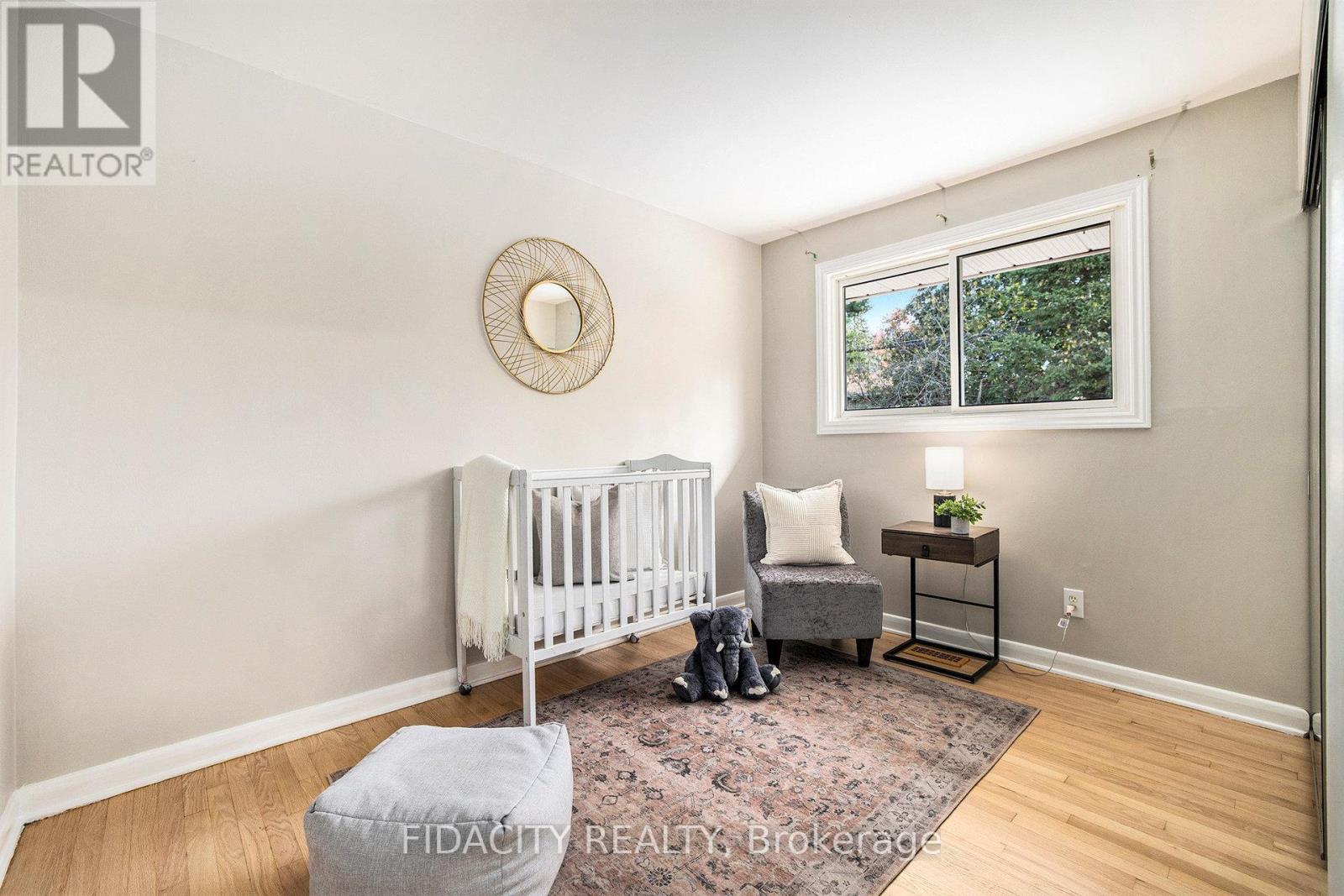 42 Stinson Avenue, Ottawa, Ontario  K2H 6N4 - Photo 18 - X12493060