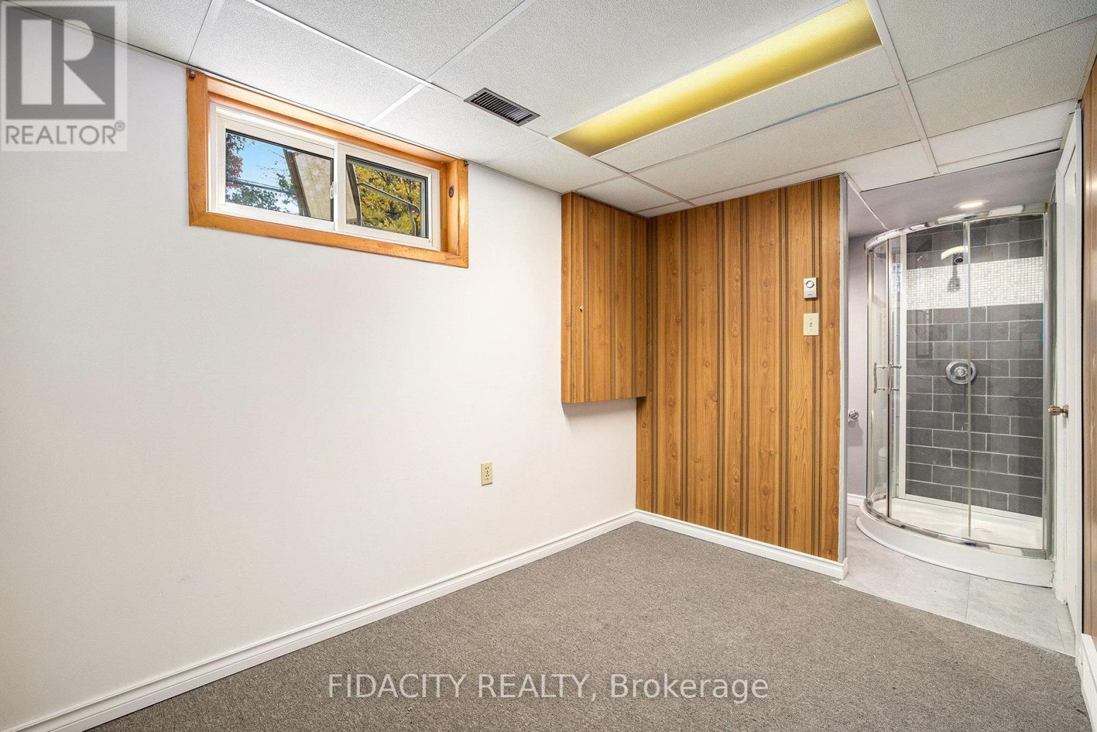 42 Stinson Avenue, Ottawa, Ontario  K2H 6N4 - Photo 25 - X12493060