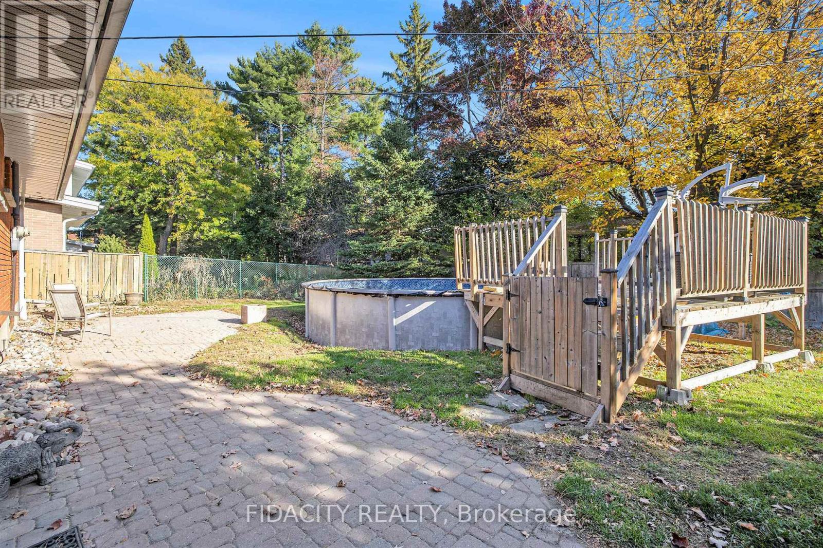 42 Stinson Avenue, Ottawa, Ontario  K2H 6N4 - Photo 30 - X12493060
