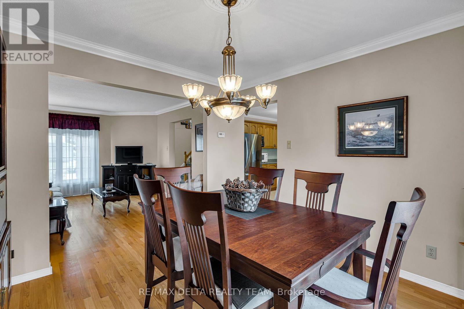 6565 Des Chouettes Lane, Ottawa, Ontario  K1C 7E6 - Photo 9 - X12493078