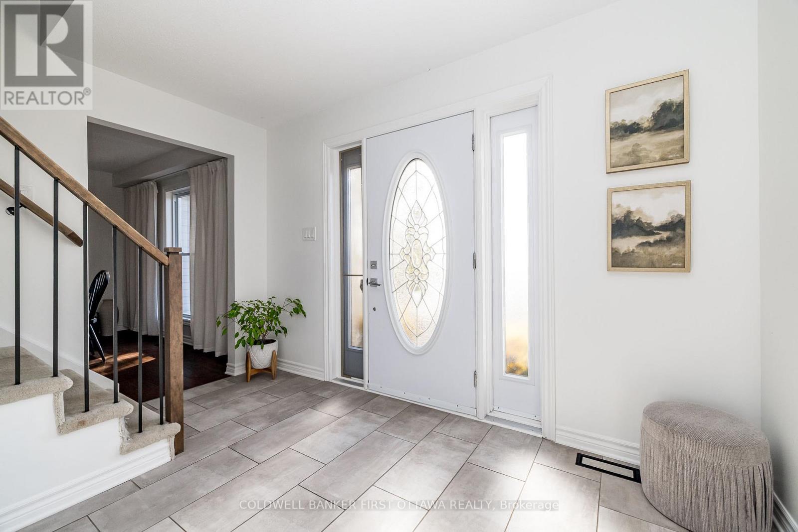 100 Manion Heights Crescent, Ottawa, Ontario  K0A 1L0 - Photo 3 - X12493144