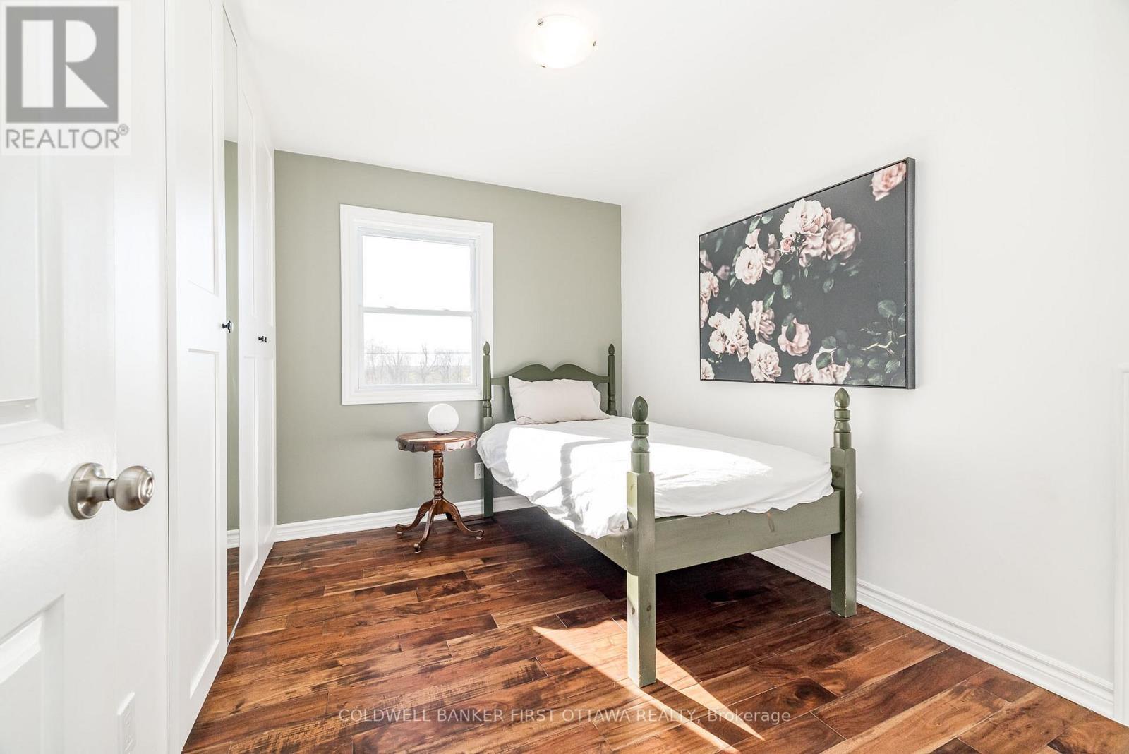 100 Manion Heights Crescent, Ottawa, Ontario  K0A 1L0 - Photo 33 - X12493144