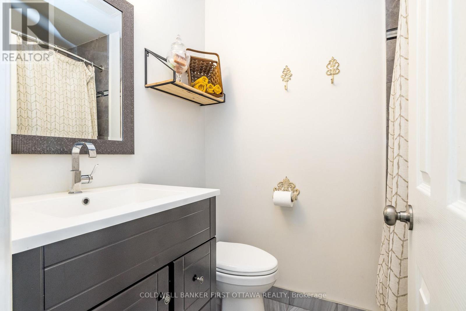 100 Manion Heights Crescent, Ottawa, Ontario  K0A 1L0 - Photo 35 - X12493144