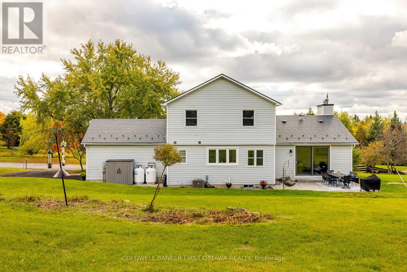 100 Manion Heights Crescent, Ottawa, Ontario  K0A 1L0 - Photo 39 - X12493144