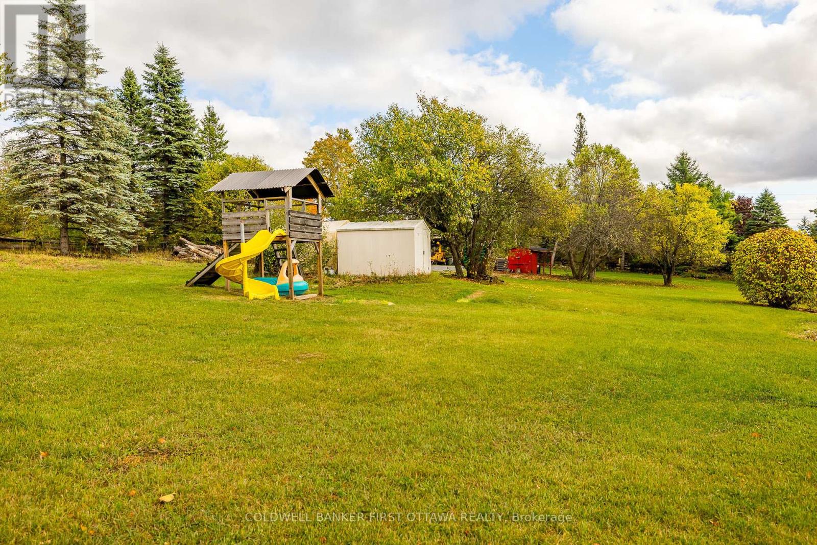 100 Manion Heights Crescent, Ottawa, Ontario  K0A 1L0 - Photo 45 - X12493144