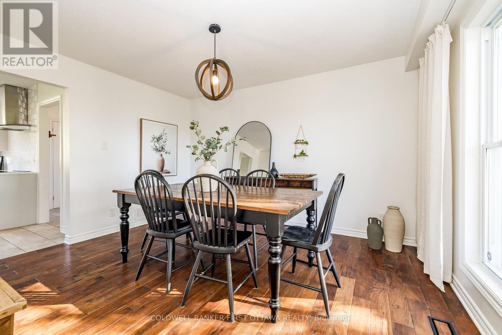 100 Manion Heights Crescent, Ottawa, Ontario  K0A 1L0 - Photo 8 - X12493144