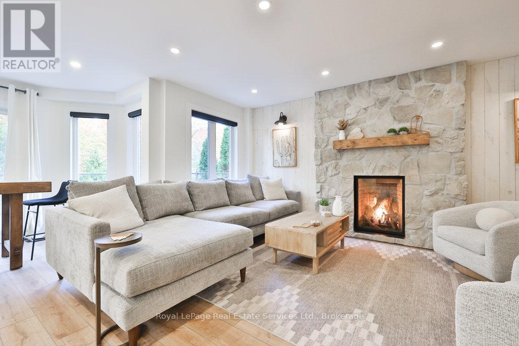 1189 Rushbrooke Drive, Oakville, Ontario  L6M 1H8 - Photo 16 - W12493236