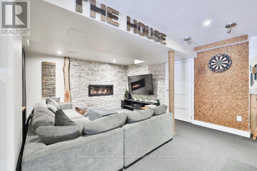 1189 Rushbrooke Drive, Oakville, Ontario  L6M 1H8 - Photo 32 - W12493236