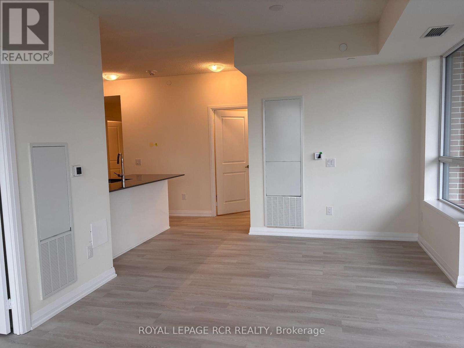 2027 - 3270 Sheppard Avenue E, Toronto, Ontario  M1T 3K3 - Photo 5 - E12468910