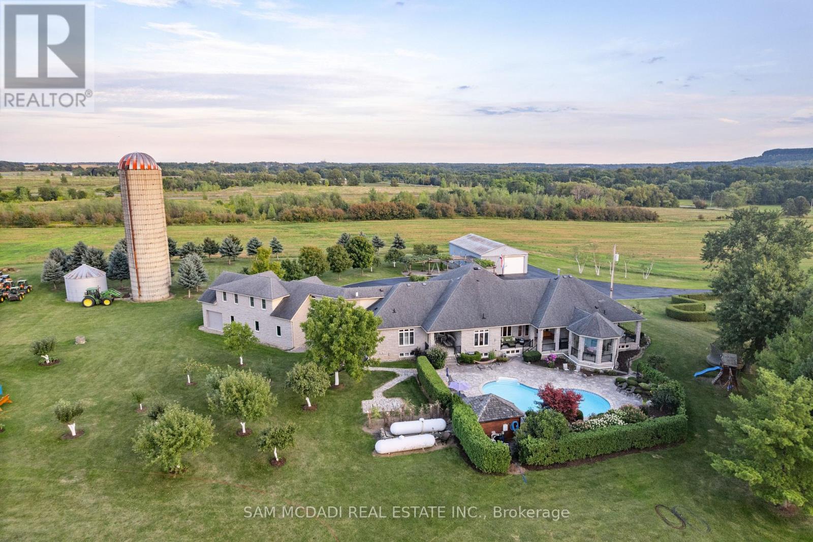 5431 Appleby Line, Burlington, Ontario  L7M 0P3 - Photo 44 - W12482811