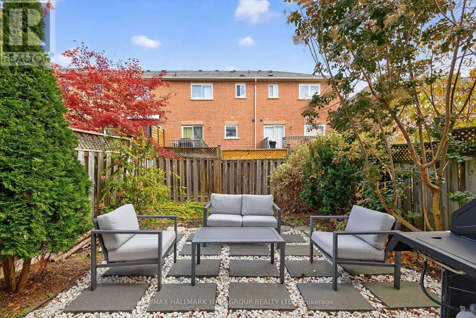 241 Coleridge Drive, Newmarket, Ontario  L3X 2T6 - Photo 12 - N12492898