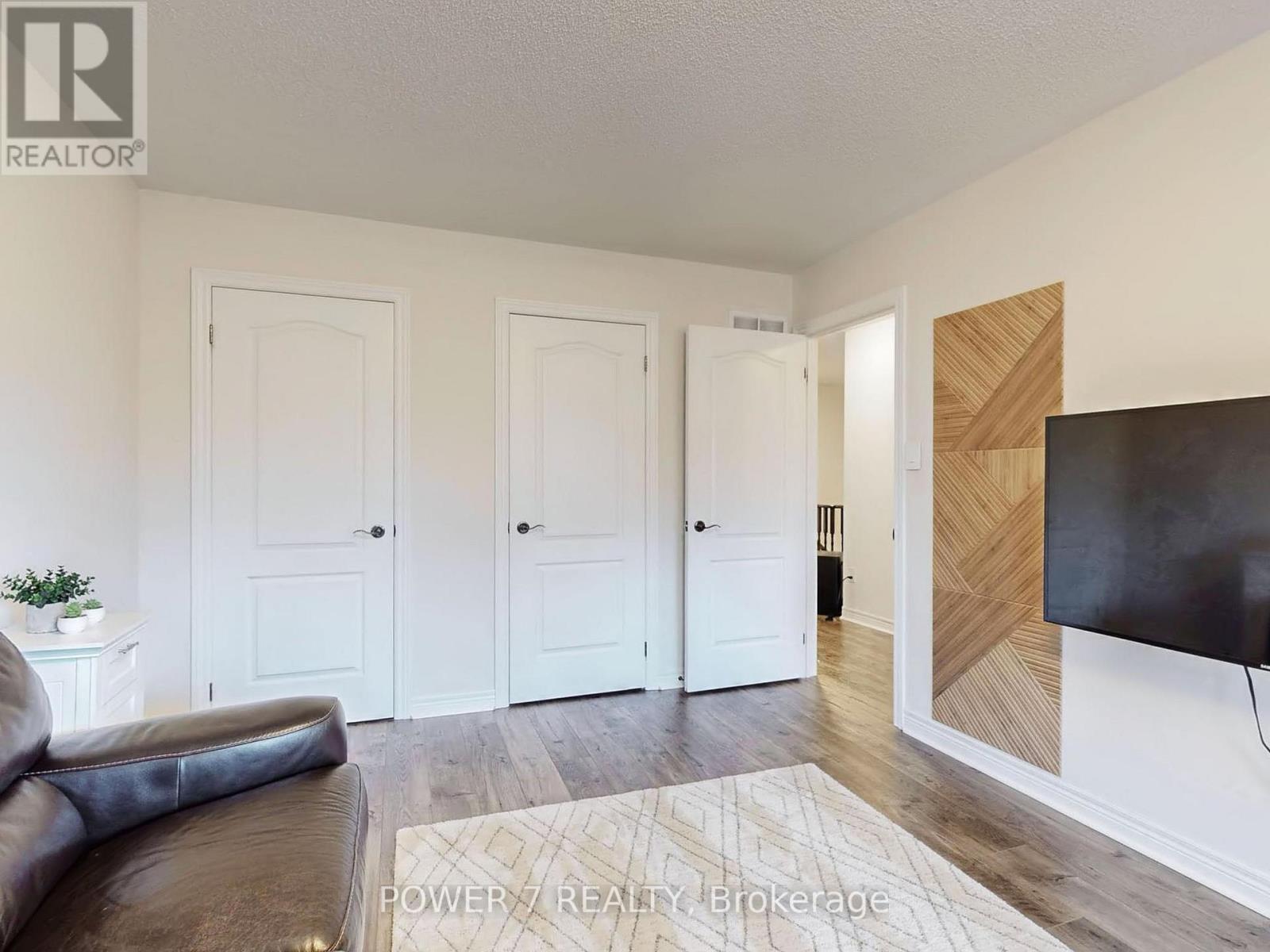 180 Woodspring Avenue, Newmarket, Ontario  L3X 3J4 - Photo 30 - N12492932