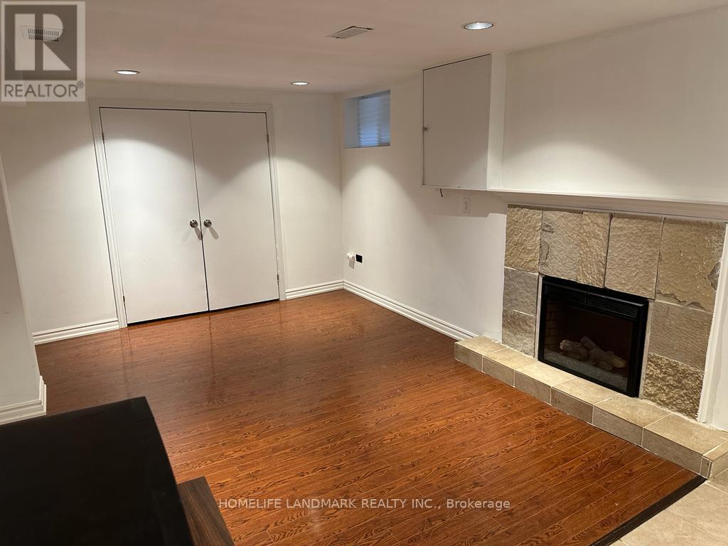 85 Aurora Heights Drive, Aurora, Ontario  L4G 2X1 - Photo 22 - N12492976