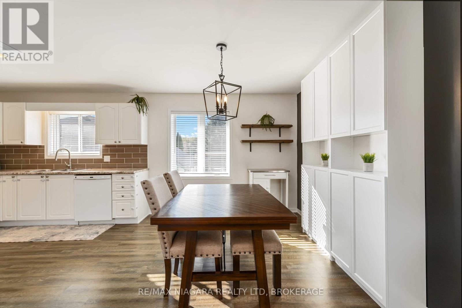 29 Talbot Avenue, Welland, Ontario  L3B 6E9 - Photo 10 - X12493080