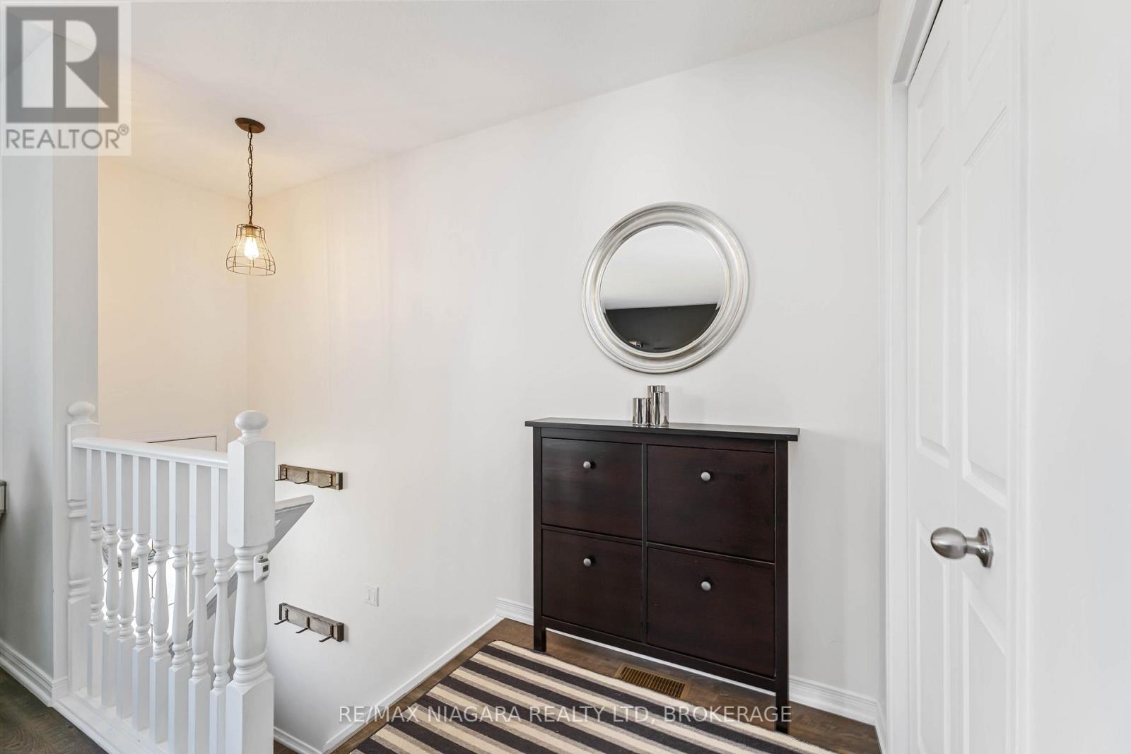 29 Talbot Avenue, Welland, Ontario  L3B 6E9 - Photo 5 - X12493080