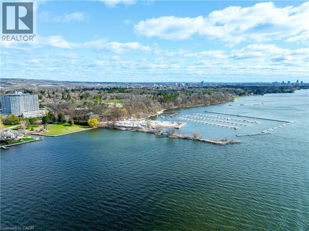 800 Lasalle Park Road, Burlington, Ontario  L7T 4G9 - Photo 4 - 40784477