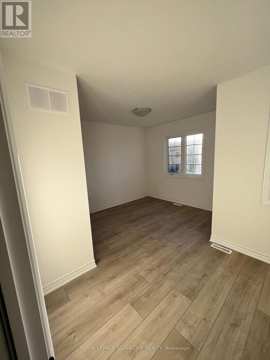 36 Wagon Lane, Barrie, Ontario  L9J 0T8 - Photo 5 - S12492876