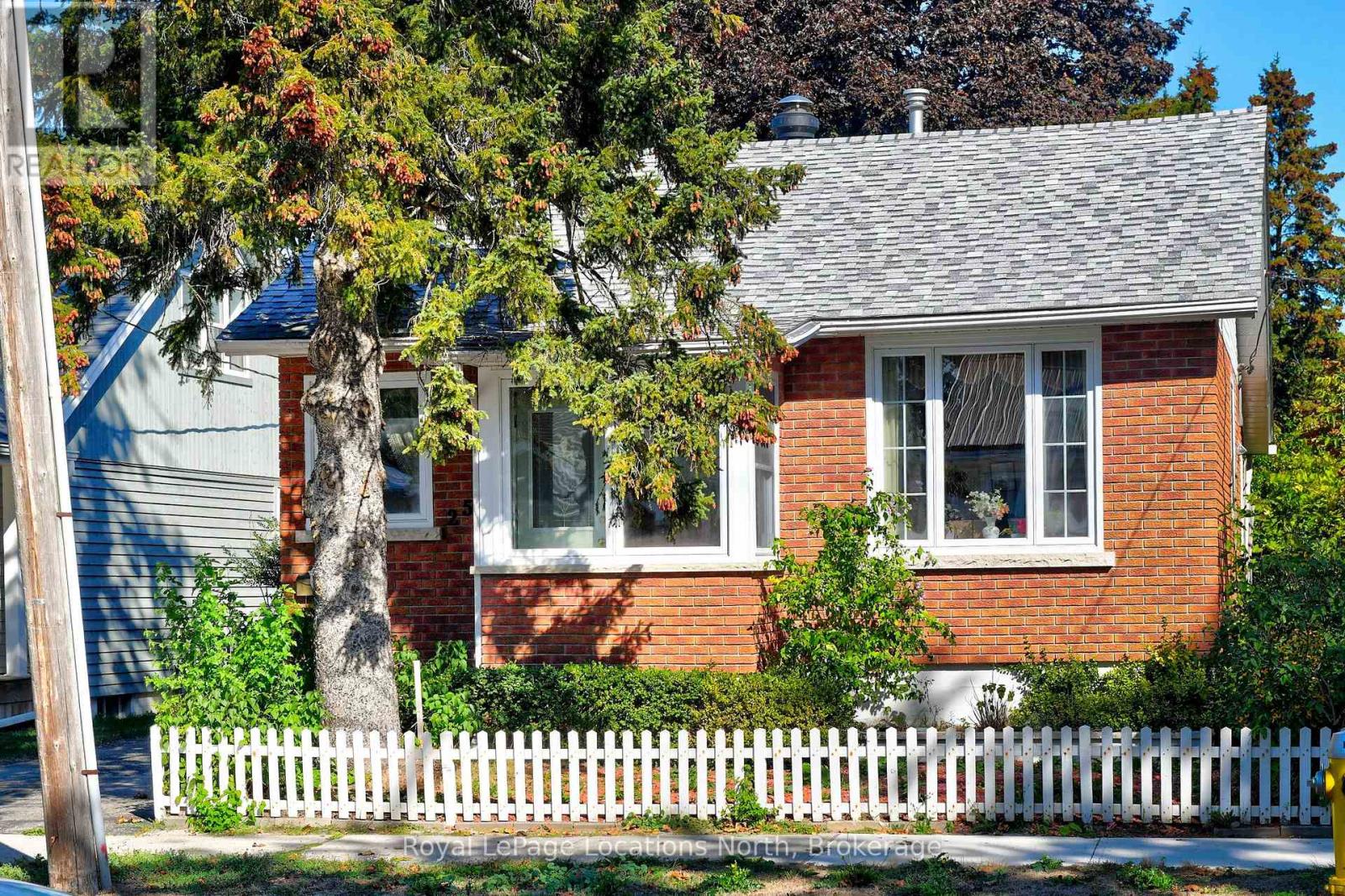 25 Ninth Street, Collingwood, Ontario  L9Y 2E9 - Photo 3 - S12493088