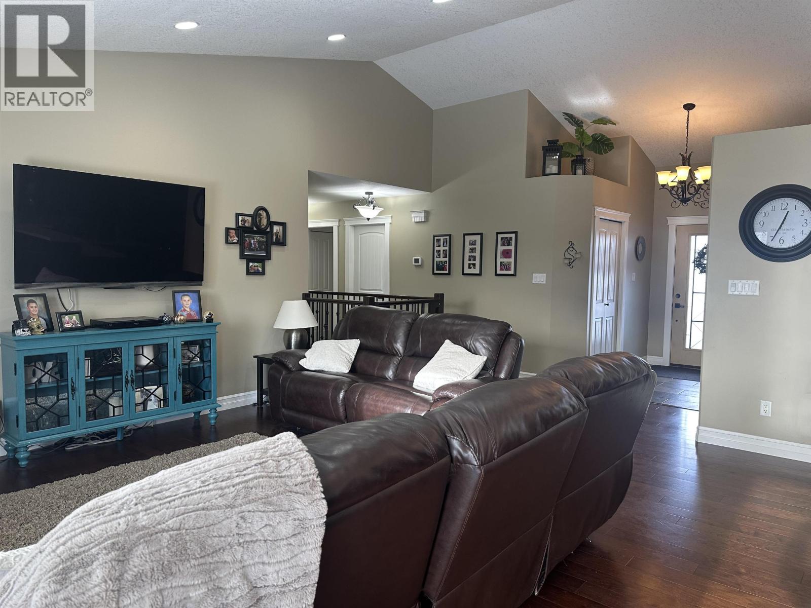 8707 112 Avenue, Fort St. John, British Columbia  V1J 0H9 - Photo 9 - R3062928