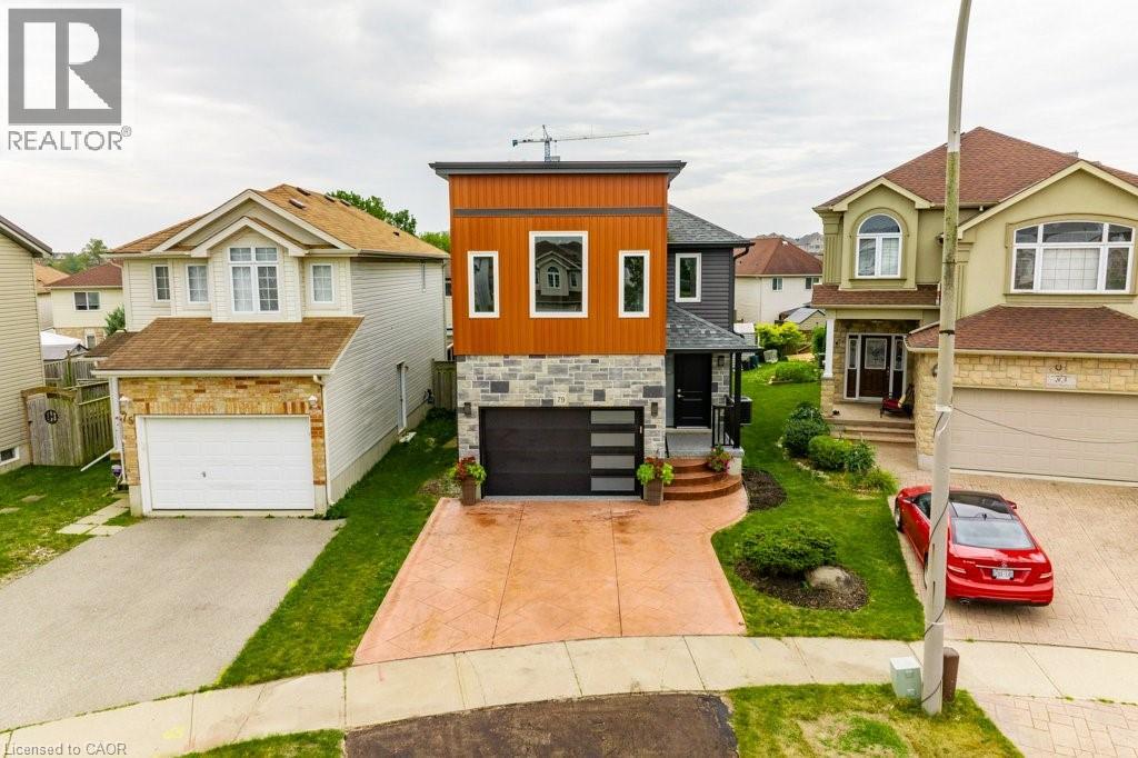 79 Winding Meadow Court, Kitchener, Ontario  N2N 3P7 - Photo 4 - 40776797