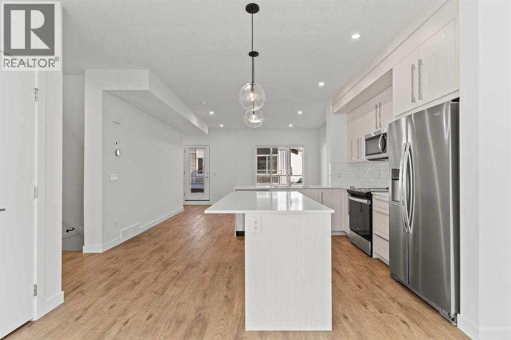 2002, 280 Chelsea Road, Chestermere, Alberta  T1X 2X9 - Photo 10 - A2262172