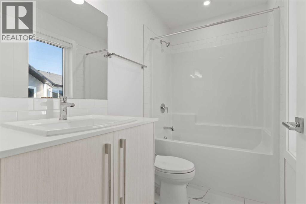 2002, 280 Chelsea Road, Chestermere, Alberta  T1X 2X9 - Photo 37 - A2262172