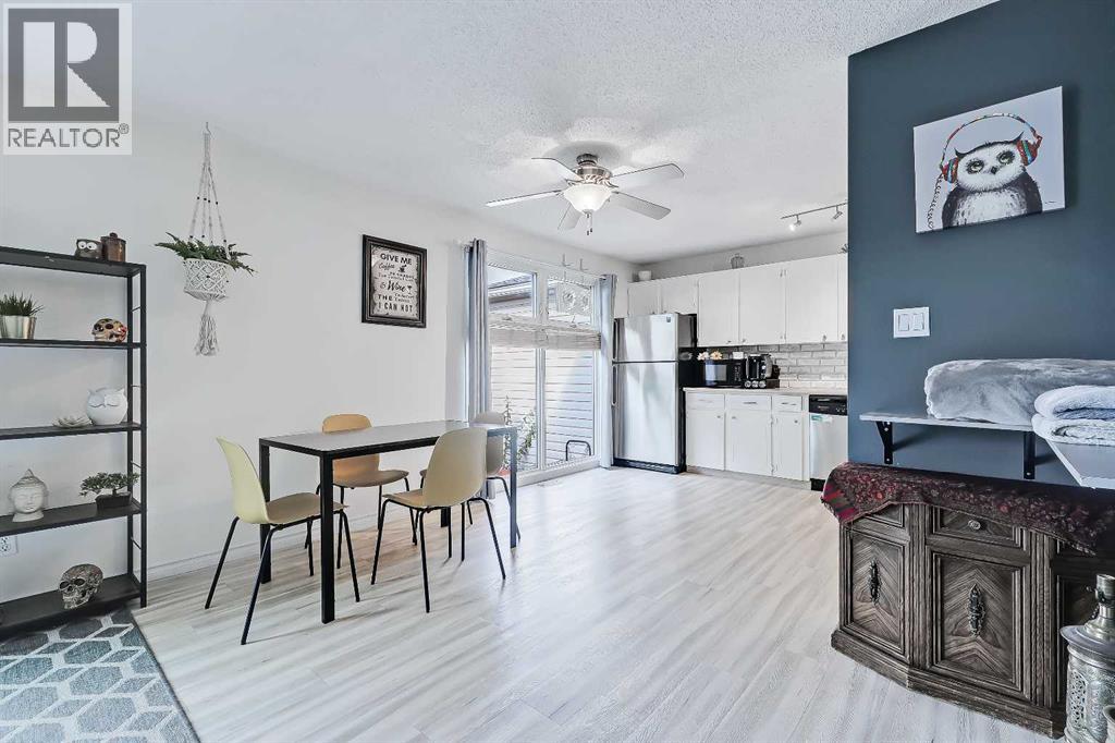 102 Sabrina Road Sw, Calgary, Alberta  T2W 2T1 - Photo 11 - A2262585