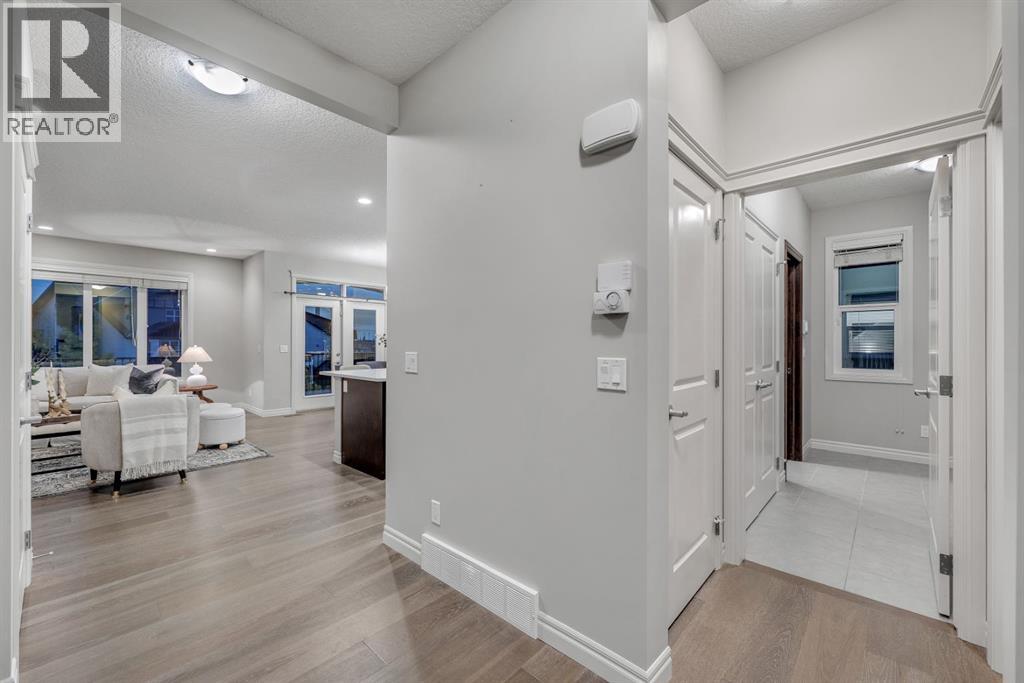 50 Masters Avenue Se, Calgary, Alberta  T3M 2B1 - Photo 8 - A2266034