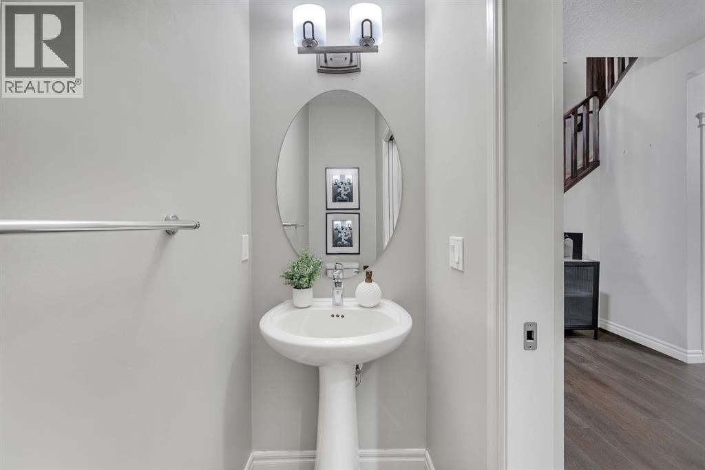 50 Masters Avenue Se, Calgary, Alberta  T3M 2B1 - Photo 9 - A2266034