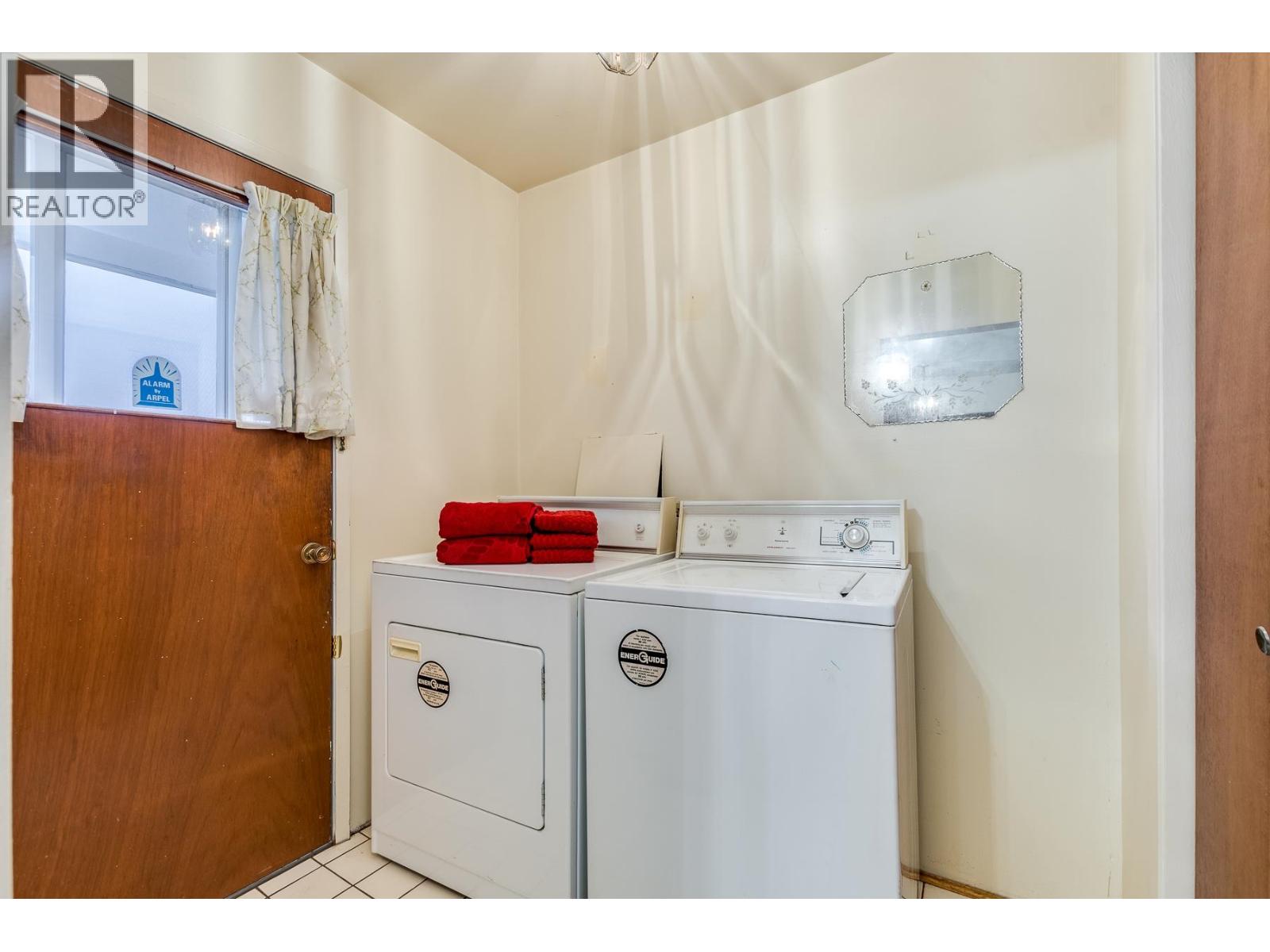 1250 Delta Avenue, Burnaby, British Columbia  V5B 3G2 - Photo 11 - R3063005