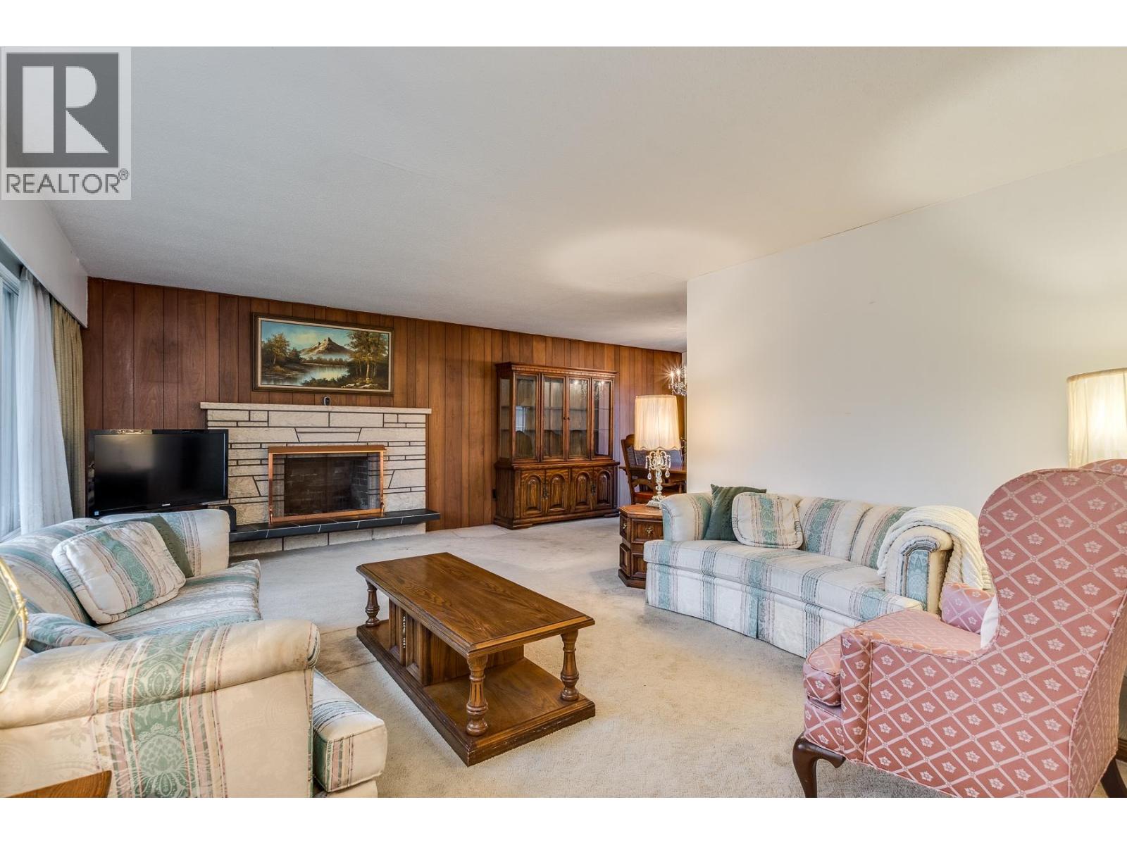 1250 Delta Avenue, Burnaby, British Columbia  V5B 3G2 - Photo 4 - R3063005