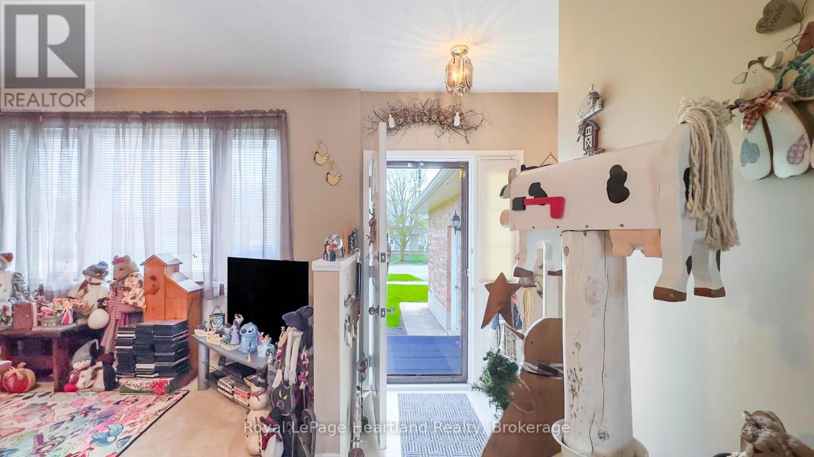 91 Anglesea Street, Goderich, Ontario  N7A 1V2 - Photo 4 - X12493004