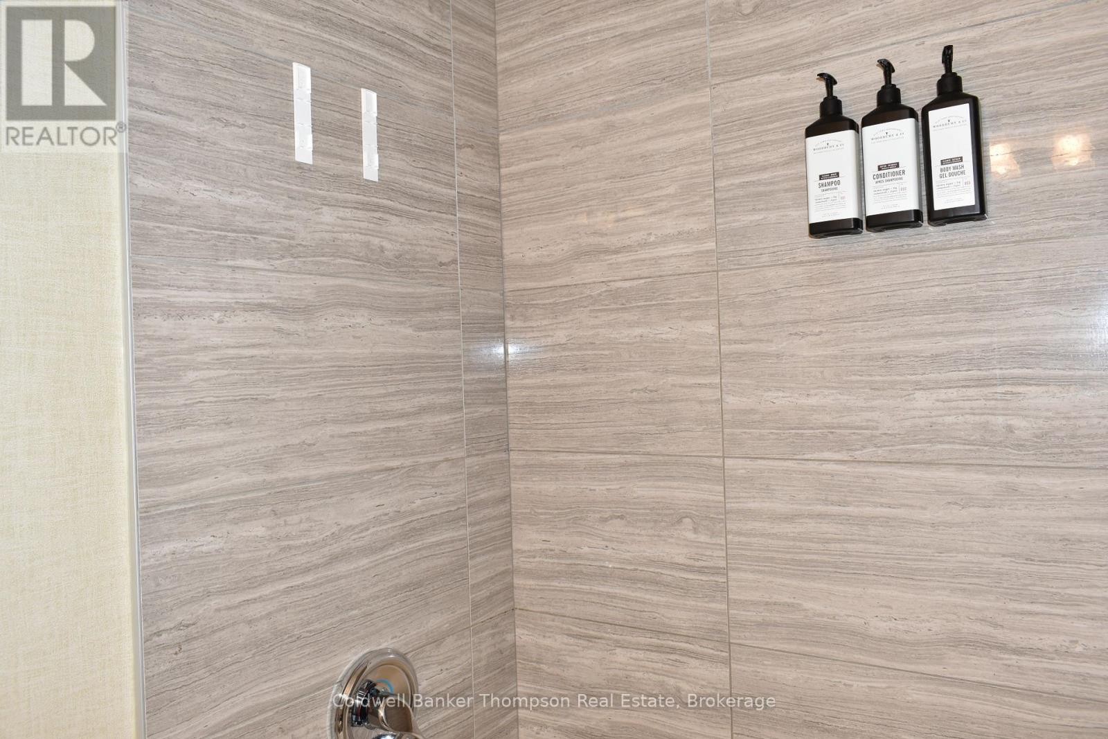 312 - 312 - Bayshore Deerhurst Drive, Huntsville, Ontario  P1H 1A9 - Photo 14 - X12493048