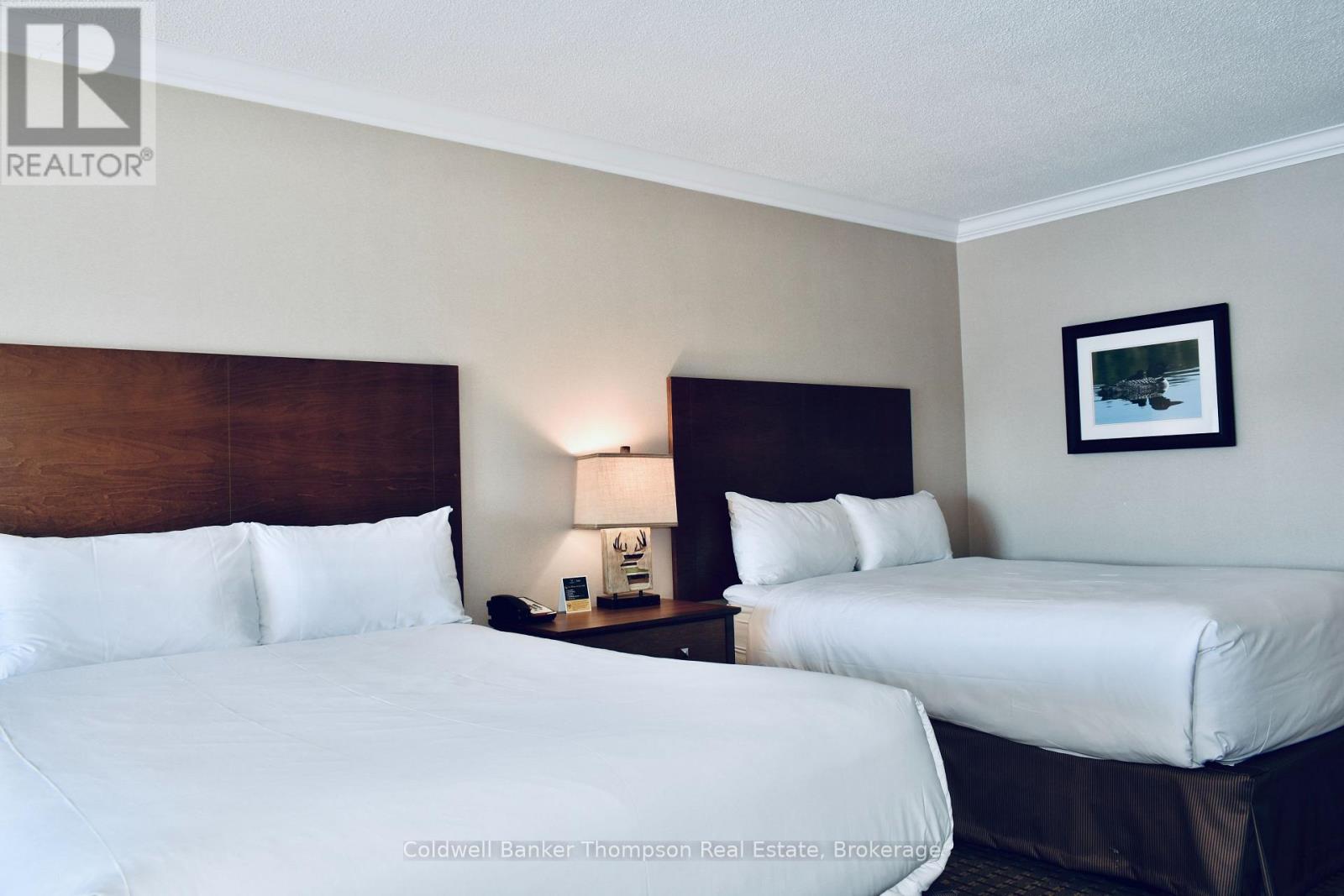 312 - 312 - Bayshore Deerhurst Drive, Huntsville, Ontario  P1H 1A9 - Photo 9 - X12493048